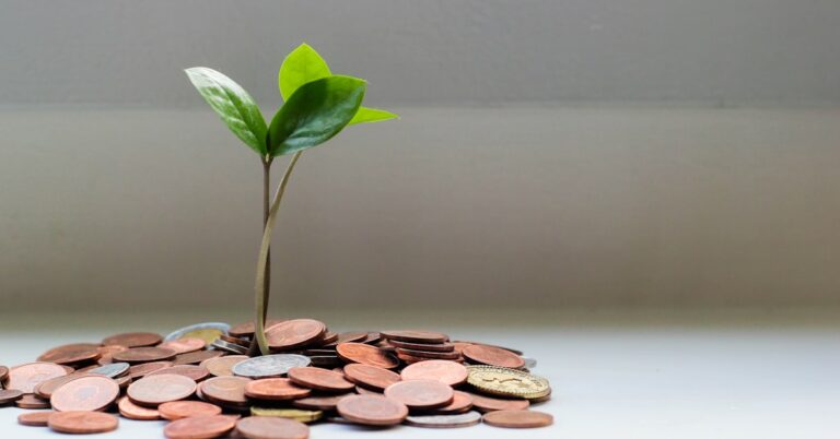 למה רוב האנשים מפסידים כסף בחיסכון ארוך טווח